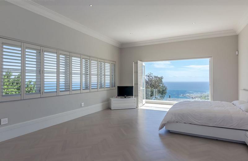 4 Bedroom Property for Sale in Camps Bay Western Cape